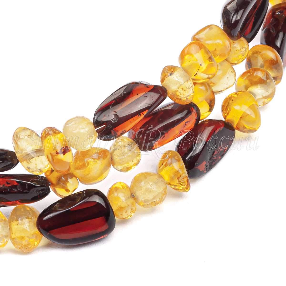 Браслет на струне из янтаря